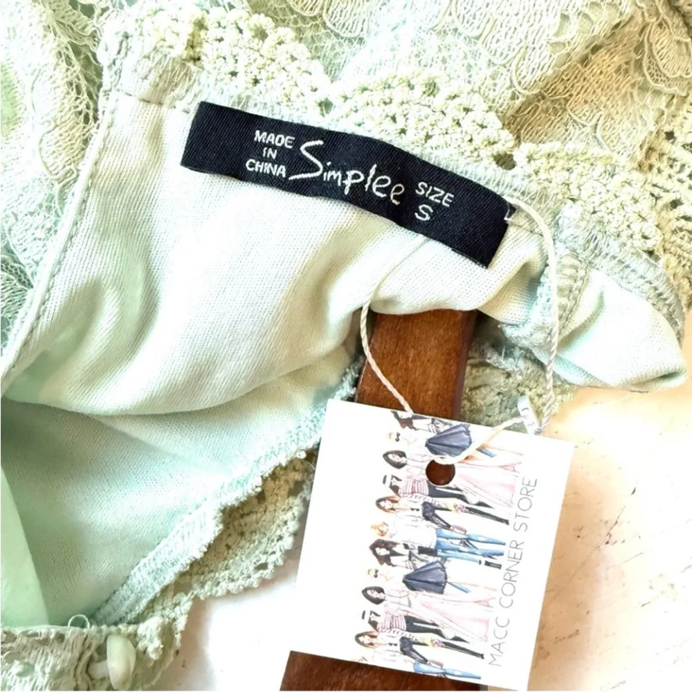 Simplee Puff Sleeve Keyhole Back Lace Blouse SMALL Green Feminine Coquette Fairy - Picture 12 of 14